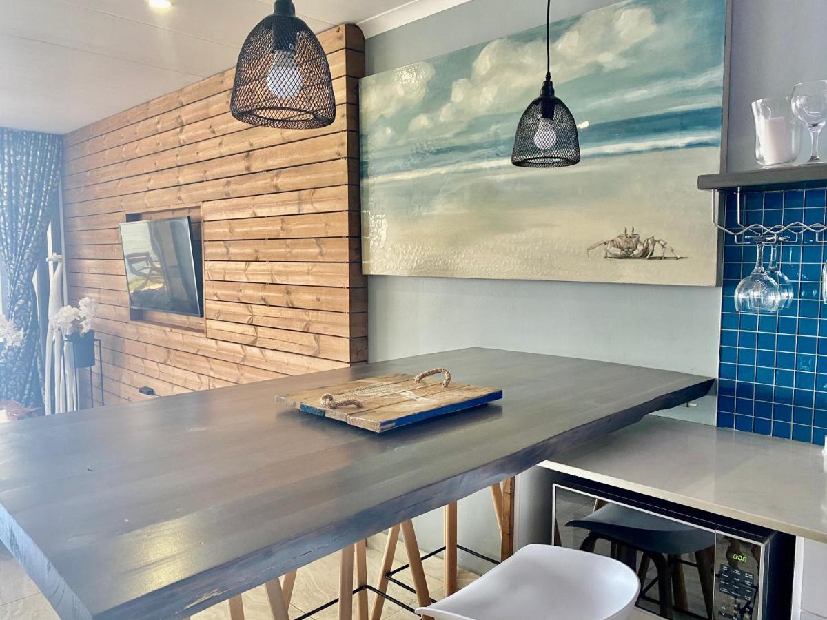 Sea Front Designer Apartment バリート エクステリア 写真
